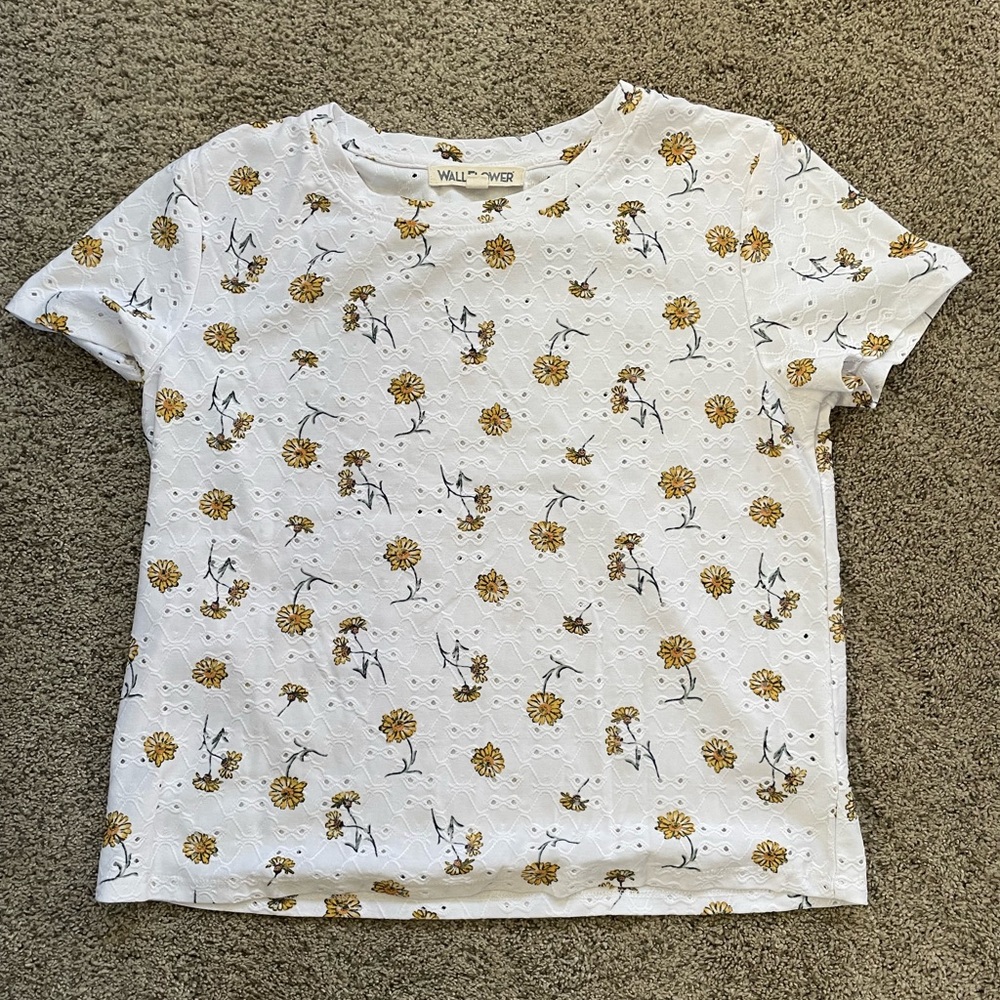 White and yellow flower crop top